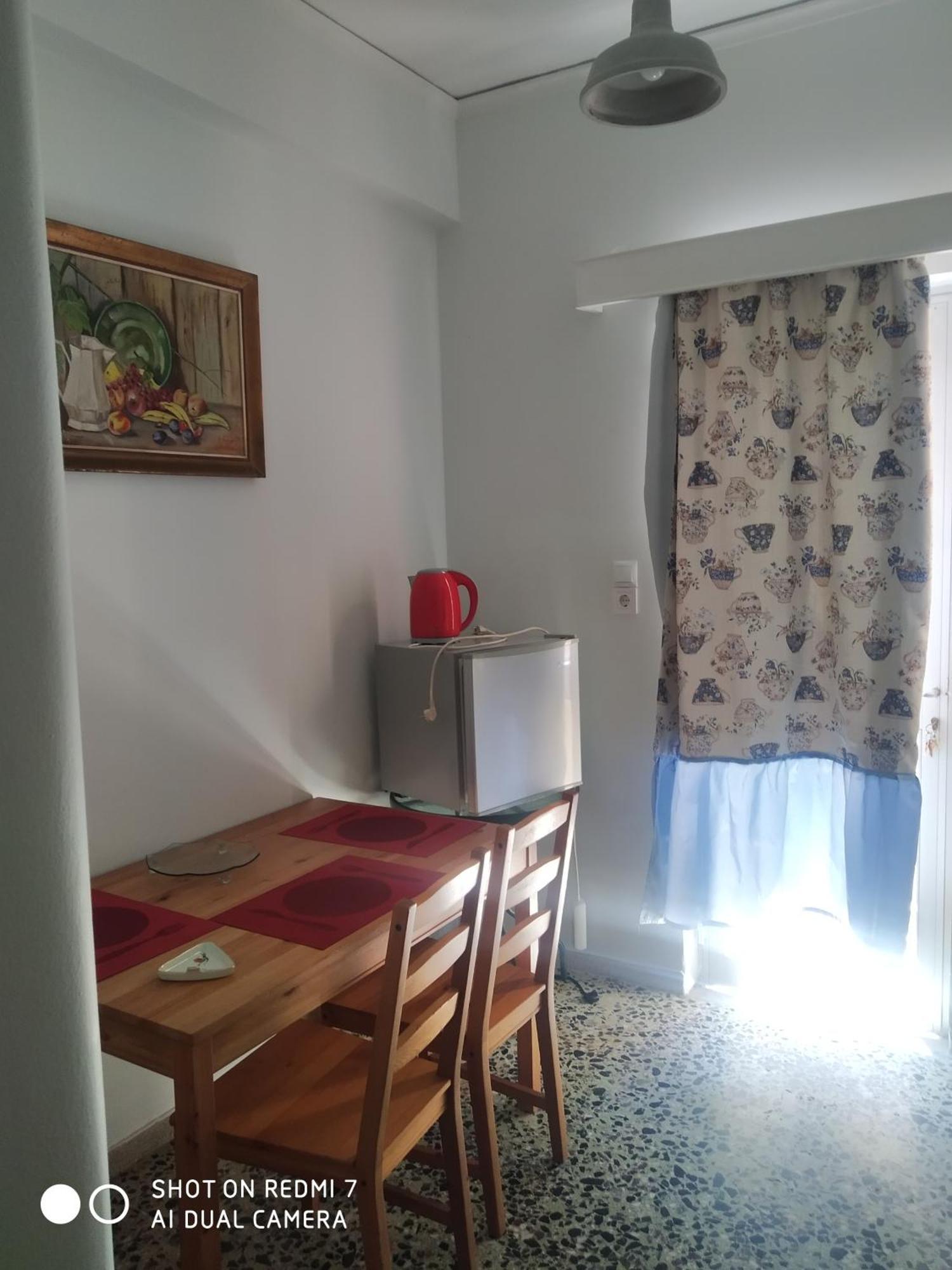 Dias Appartment Artemida  Buitenkant foto